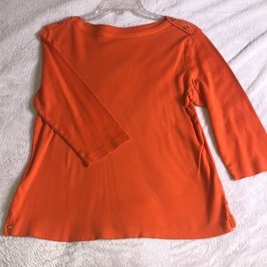 orange blouse
